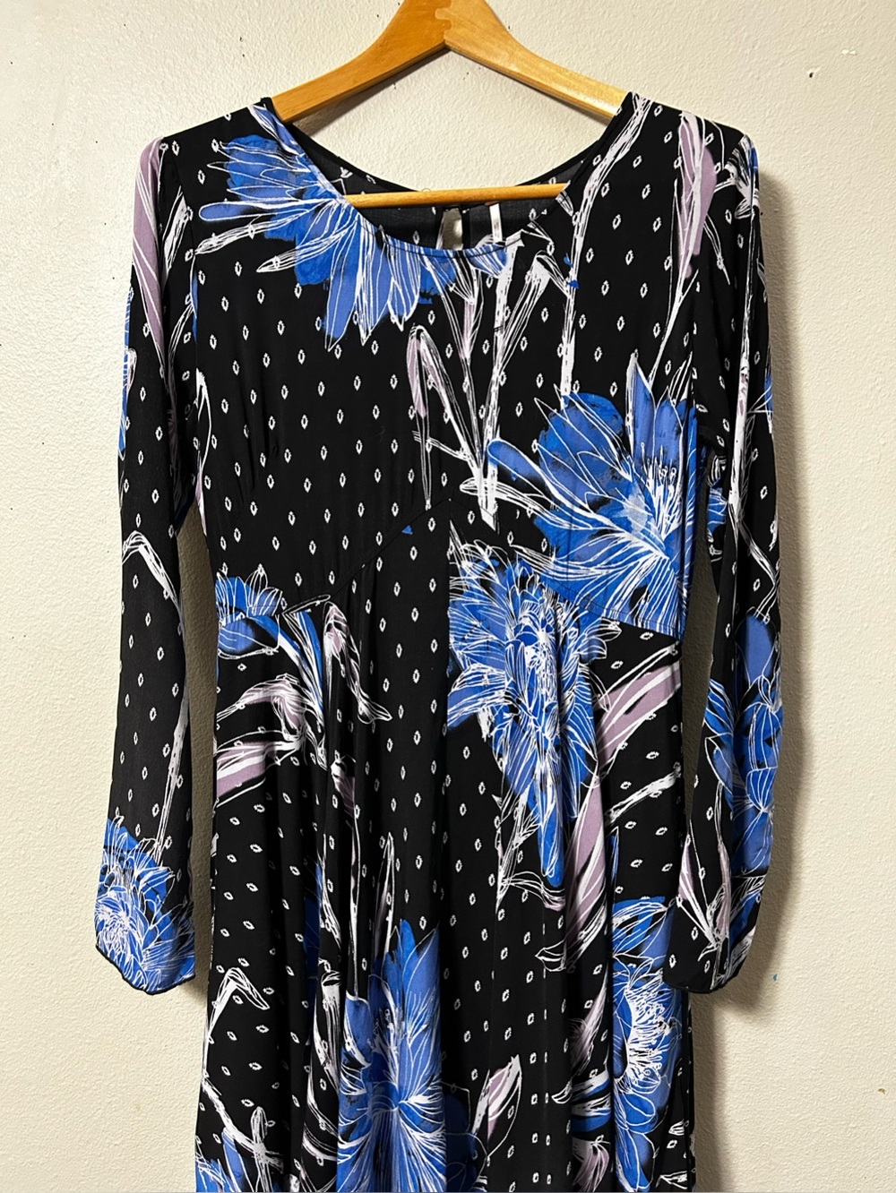 Free People First Kiss printed maxi dres Boho Western Boho Romantic size M - Picture 3 of 11